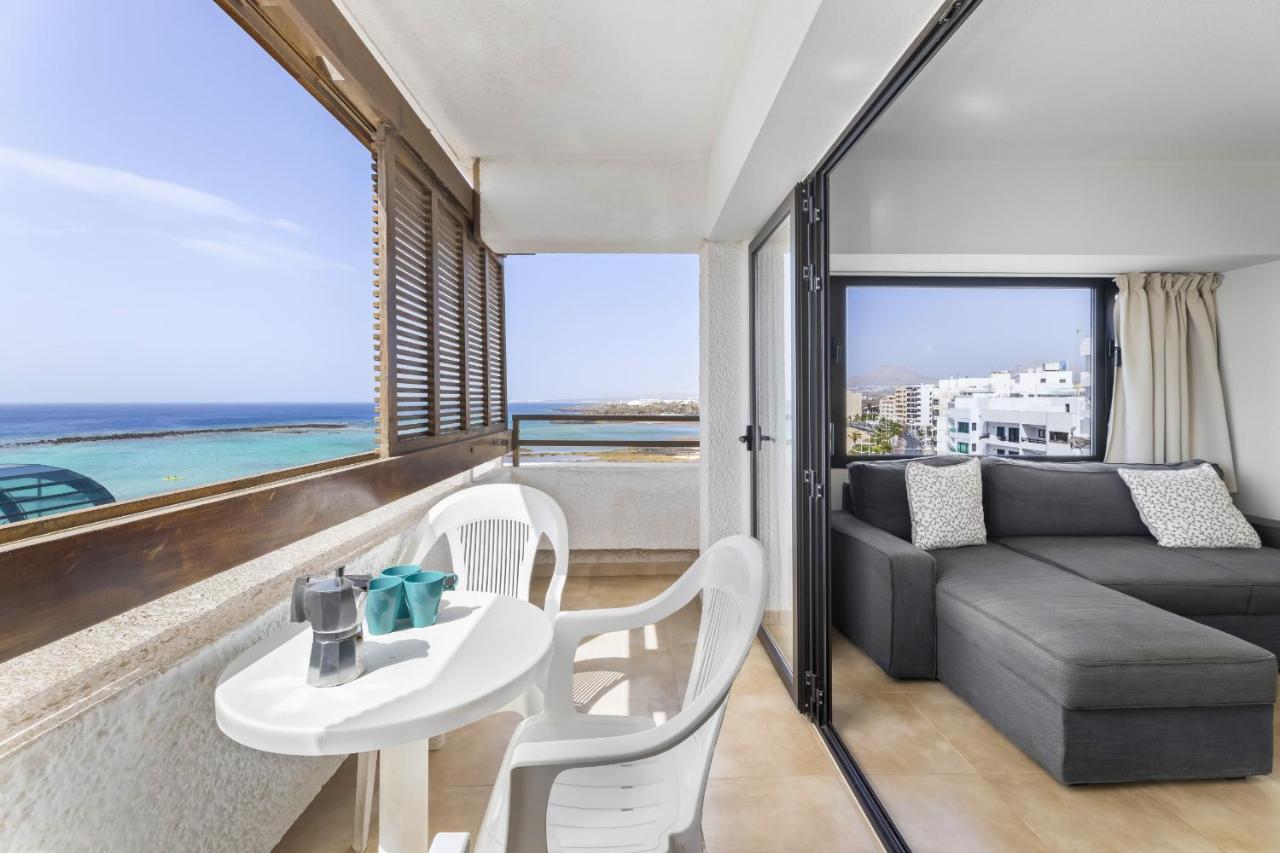 Apartamentos Arrecife Playa Bagian luar foto