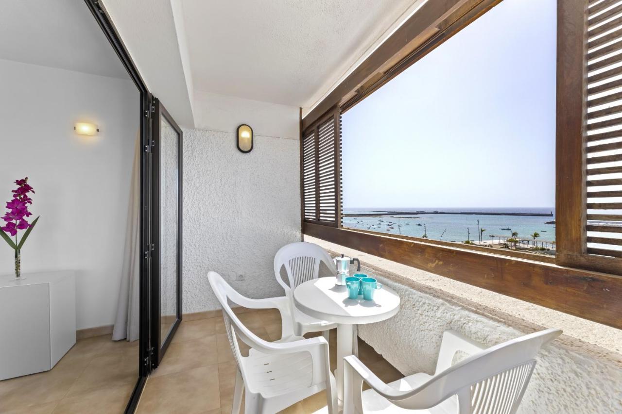 Apartamentos Arrecife Playa Bagian luar foto