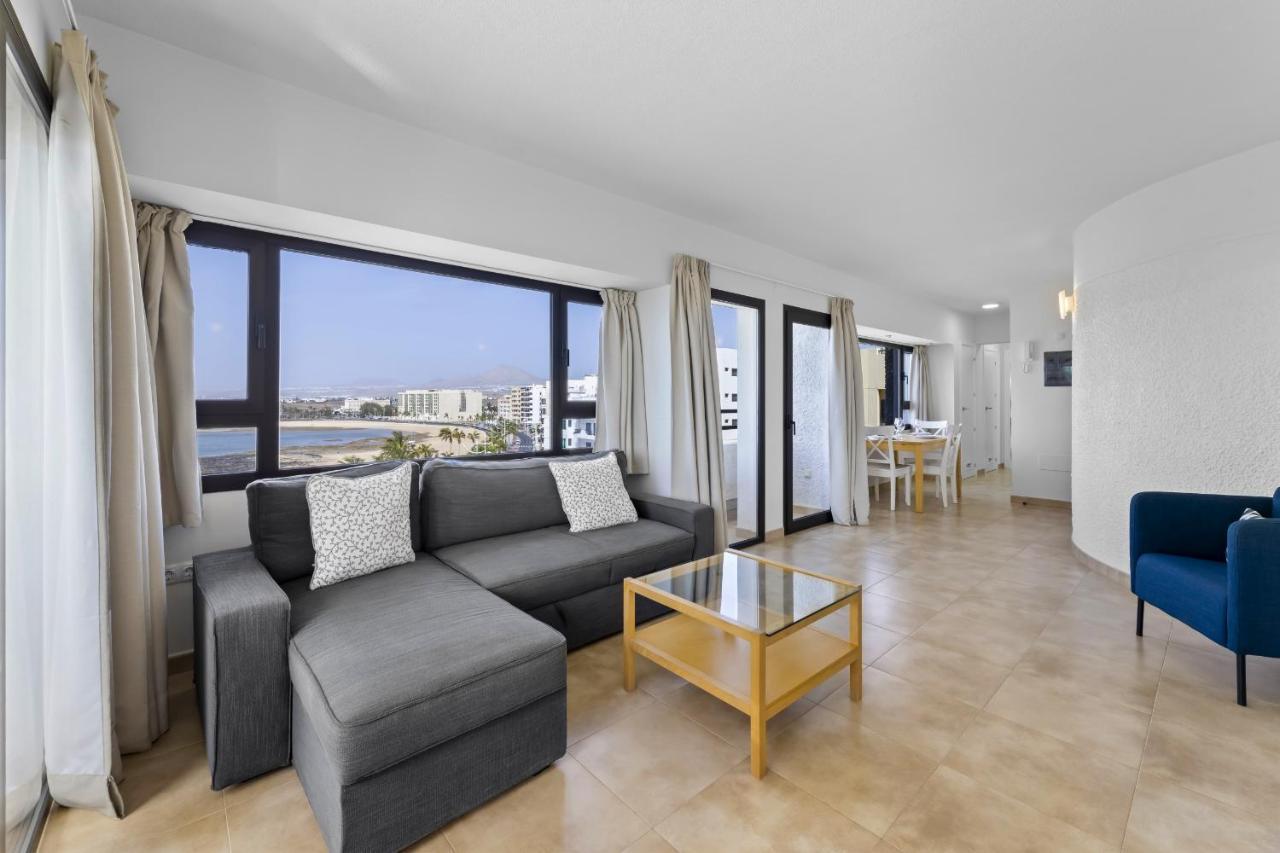 Apartamentos Arrecife Playa Bagian luar foto